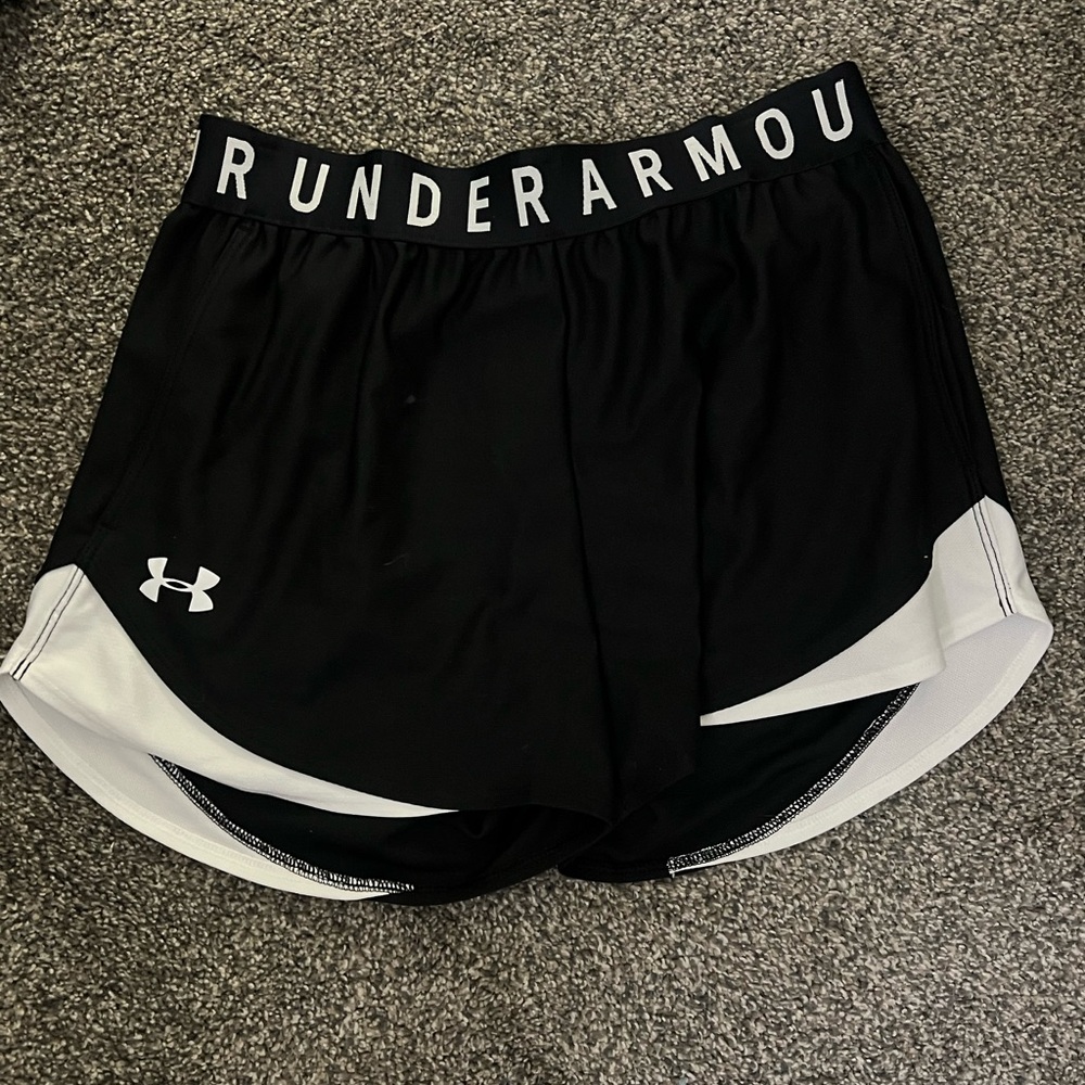Black and white under Armour athletic shorts!